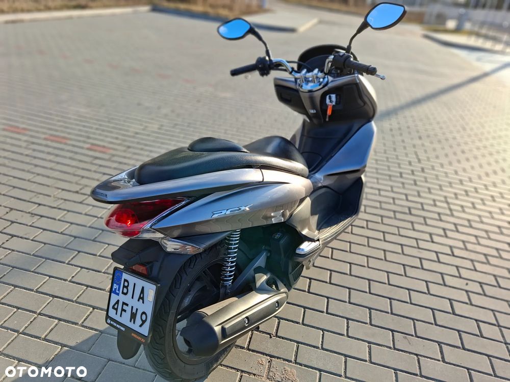 Honda PCX - 4