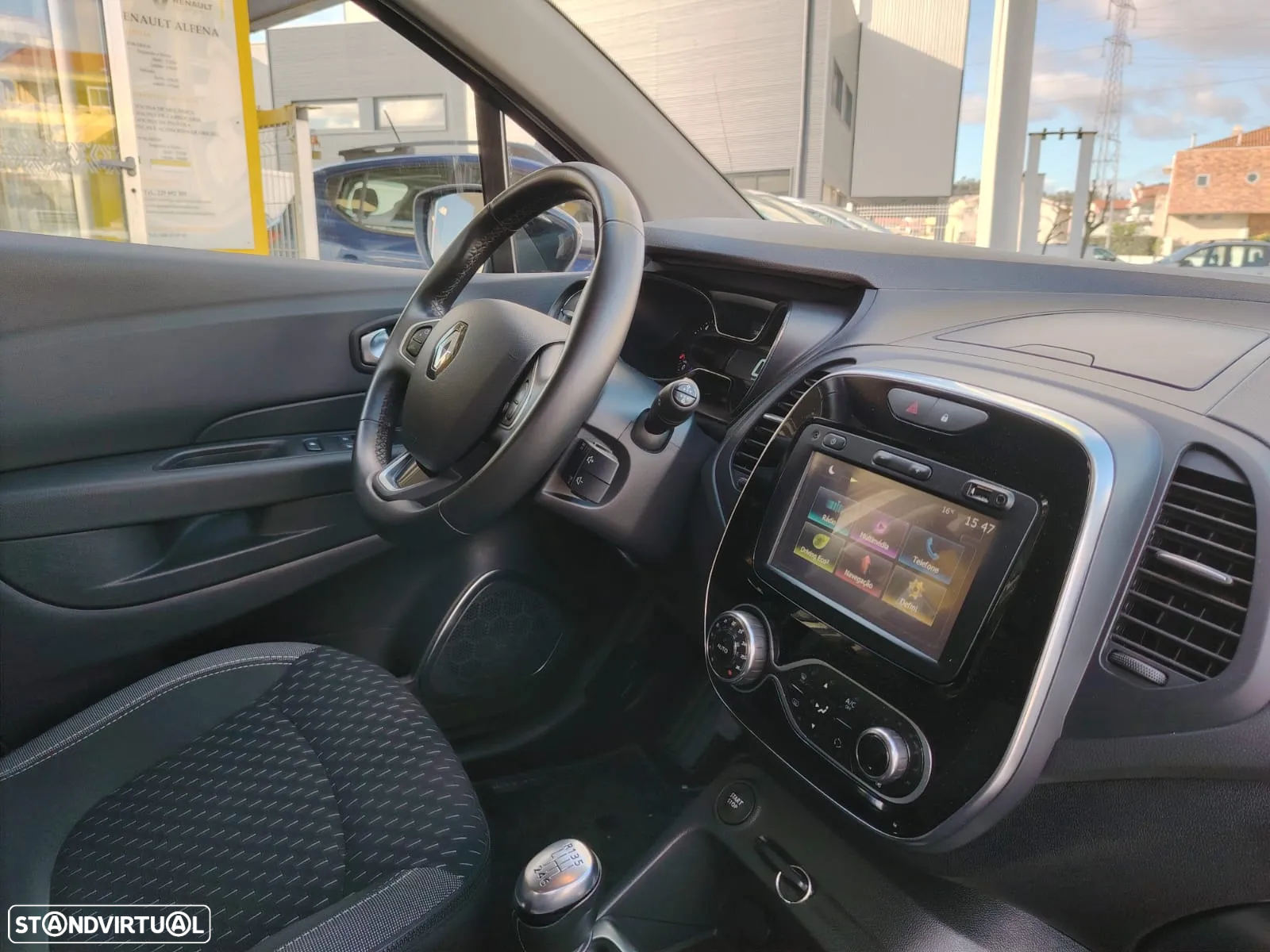 Renault Captur 1.2 TCe Exclusive - 26