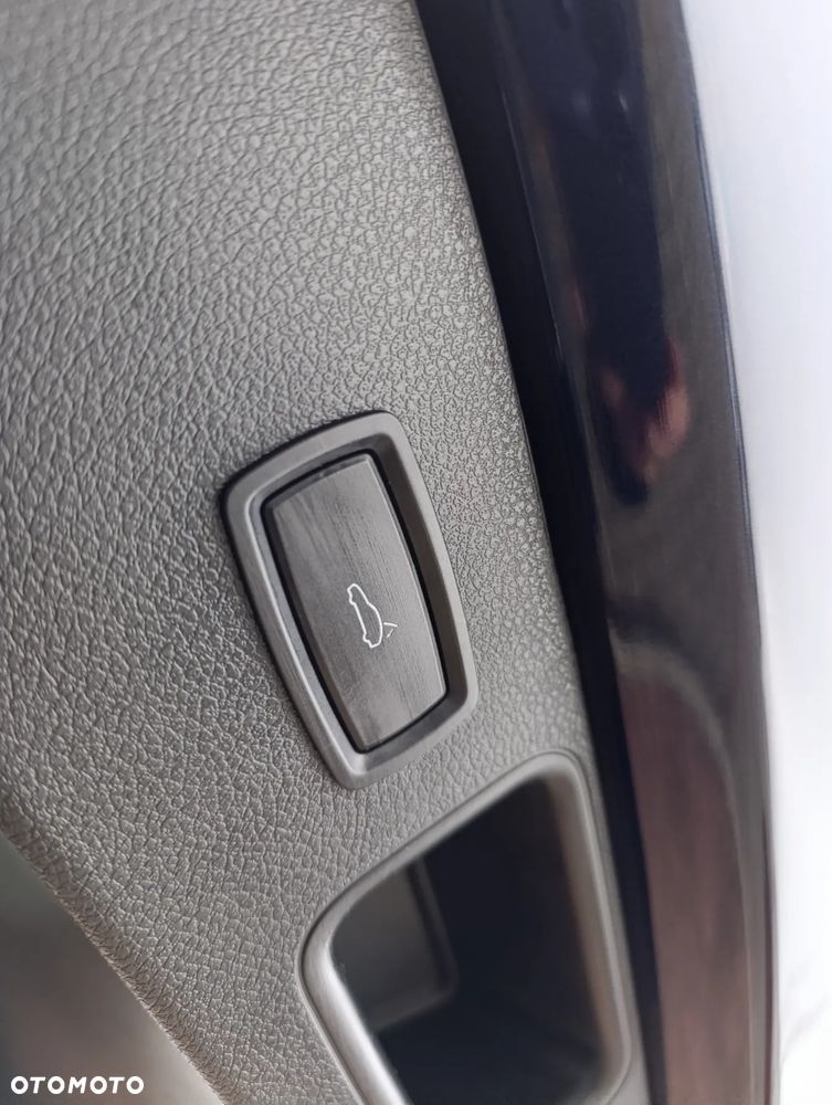 Porsche Macan Standard - 23