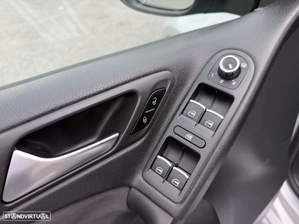 VW Golf 1.6 TDi Confortline - 10