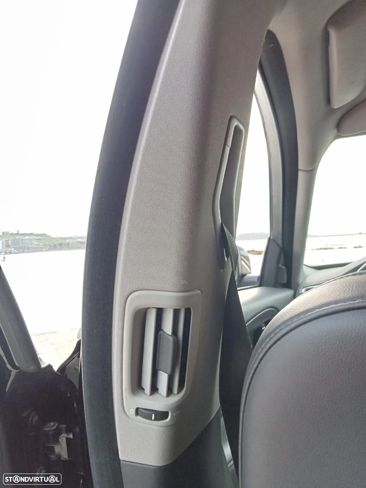 Volvo XC 70 D4 Geartronic Summum - 47