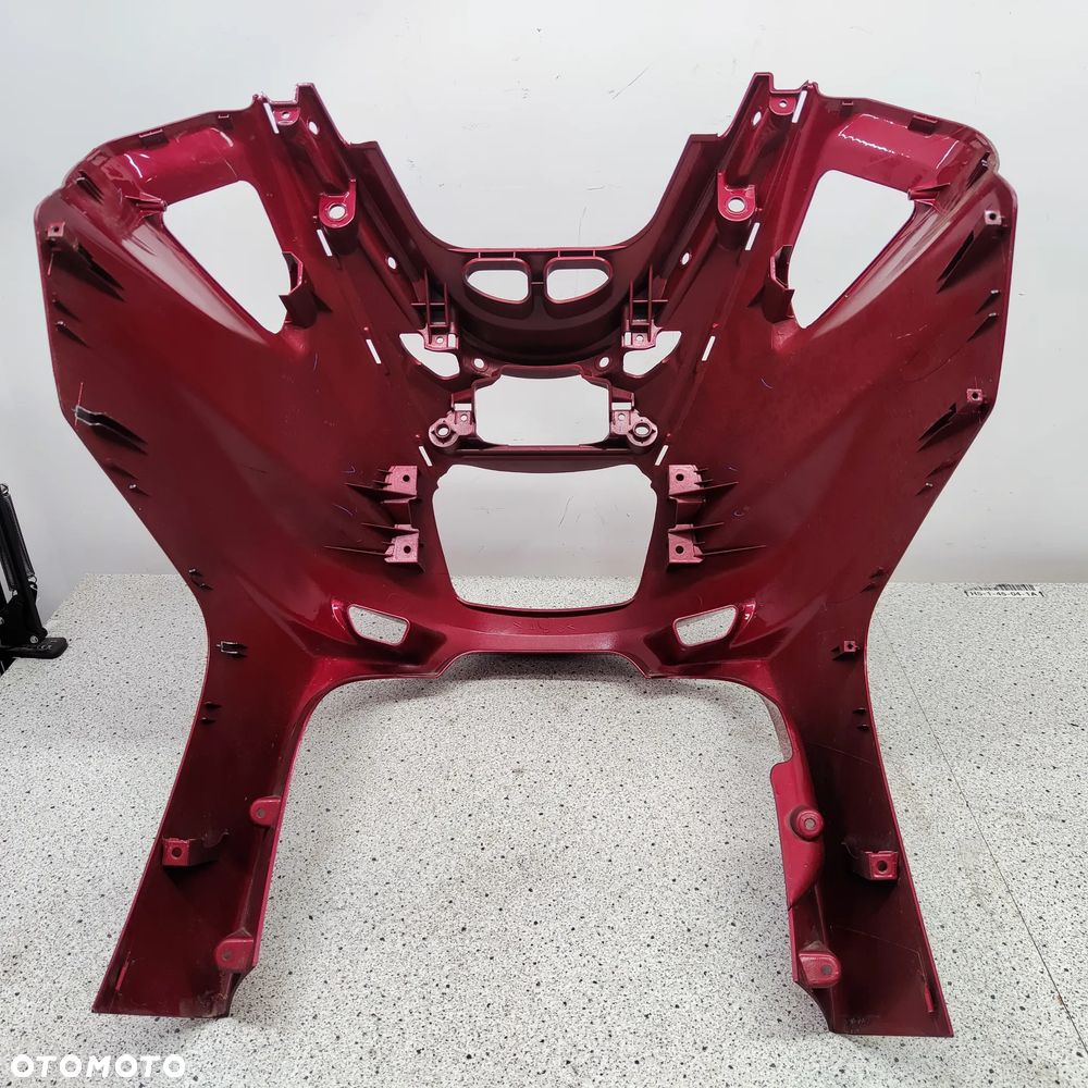 Czacha, czasza, owiewka, osłona przód Yamaha Majesty 250 - 21