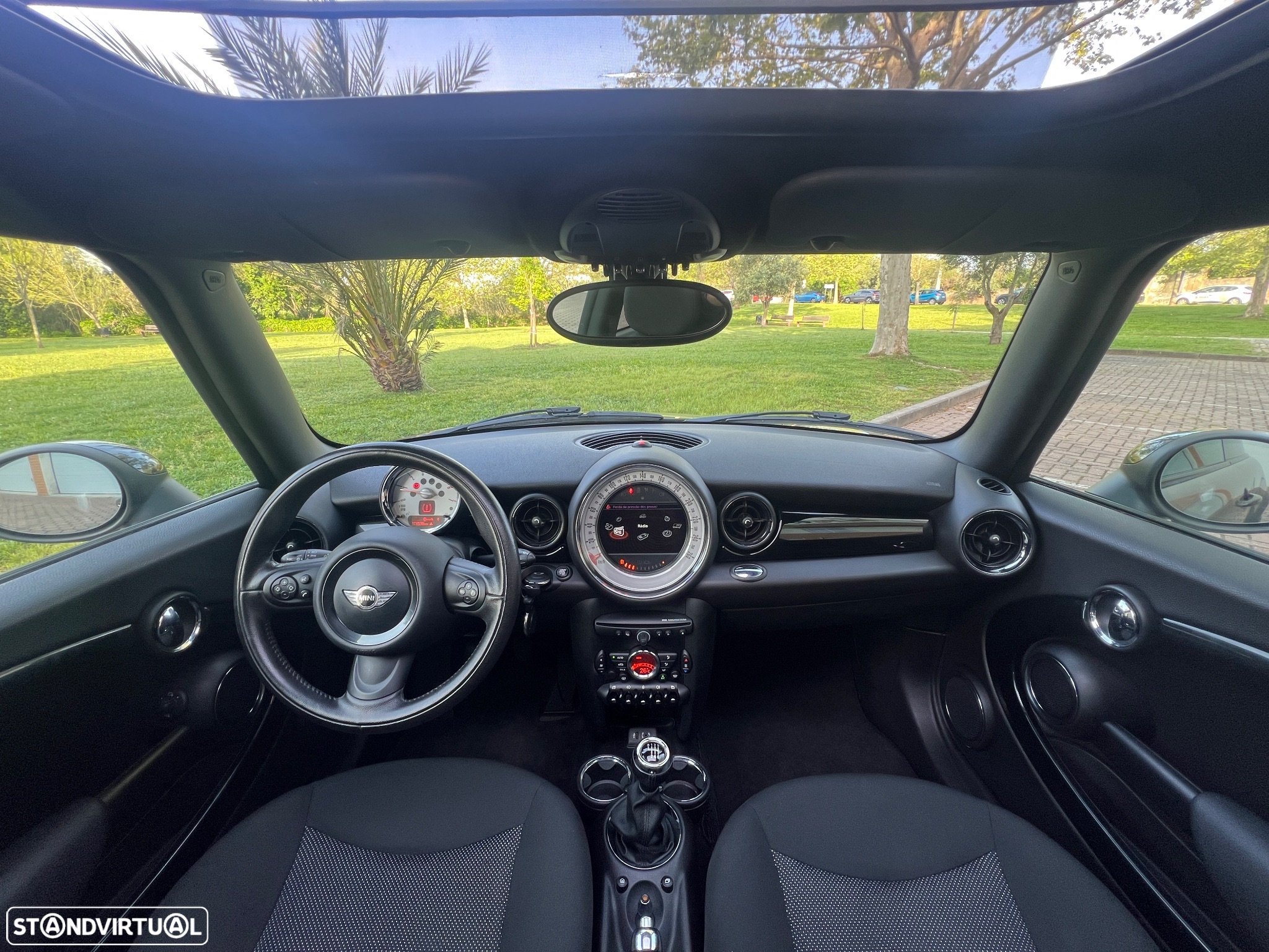 MINI 3 Portas Cooper D - 31
