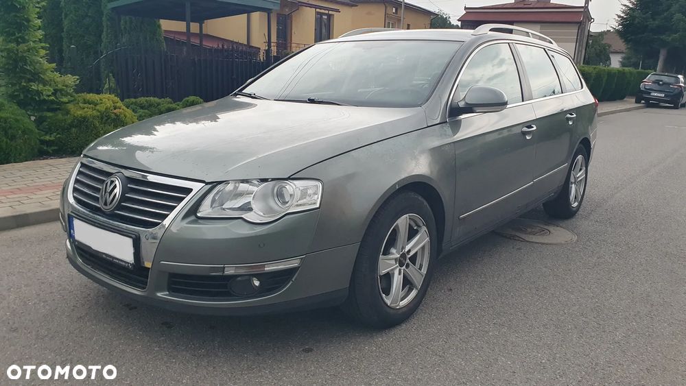 Volkswagen Passat - 2