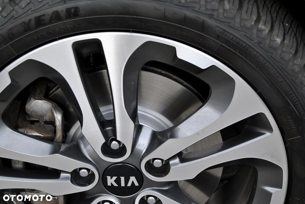Kia Ceed 1.6 GDI Fifa World Cup Edition - 13