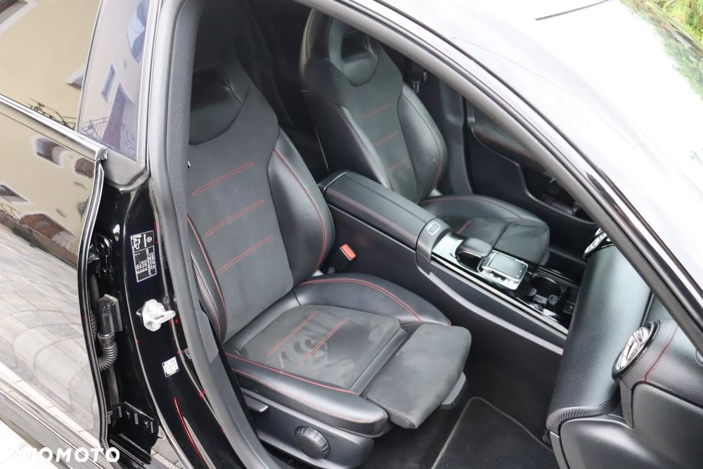 Mercedes-Benz CLA 220 7G-DCT - 8
