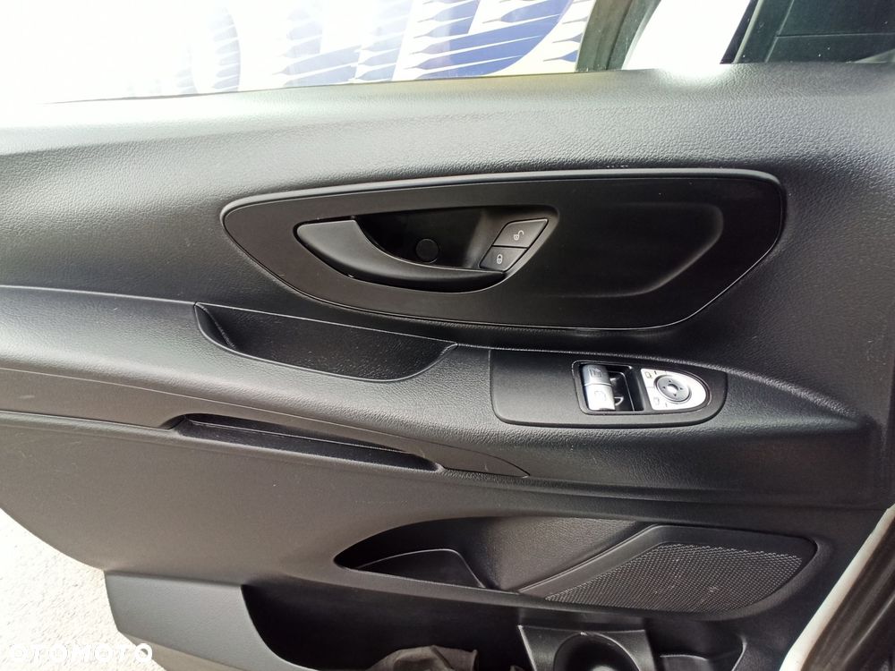 Mercedes-Benz VITO - 13