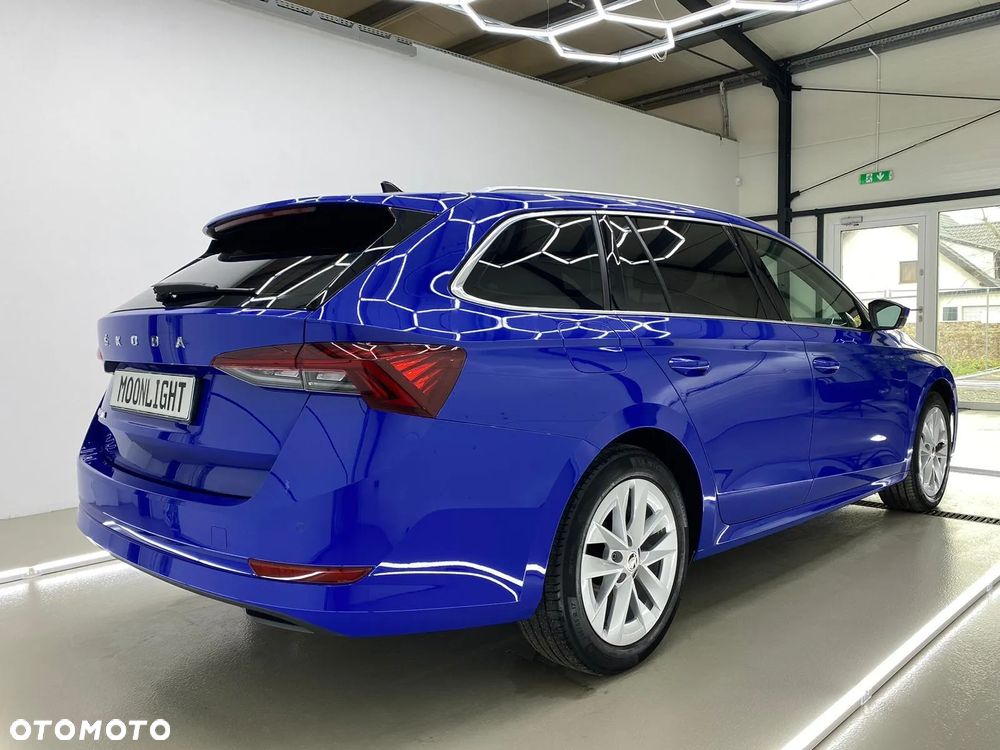 Skoda Octavia 2.0 TDI Ambition DSG - 5