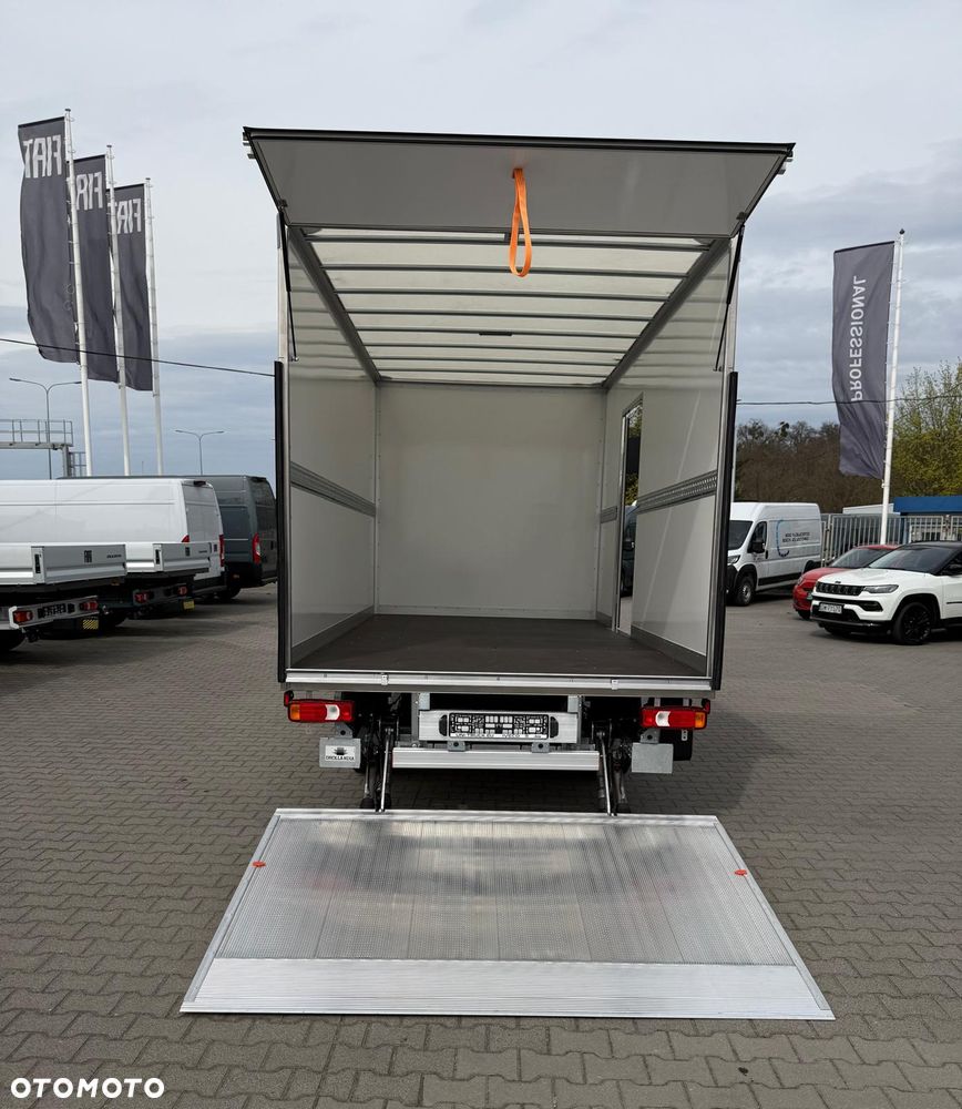 Iveco WYPRZEDAŻ ROKU ! GOTOWIEC OD RĘKI - BOGATE WYPOSAŻENIE DLA KIEROWCY - 11