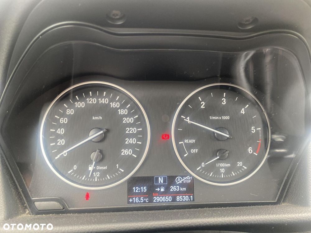 BMW Seria 2 216d - 14