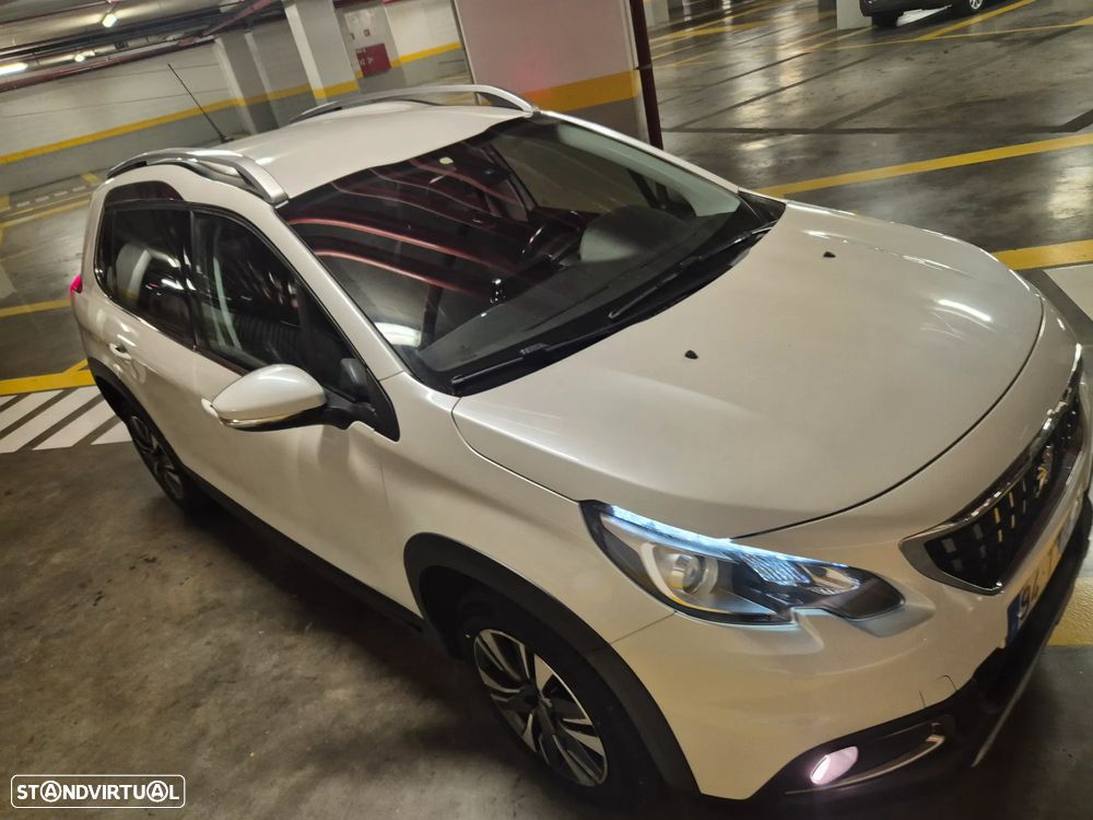 Peugeot 2008 1.6 BlueHDi Allure - 9