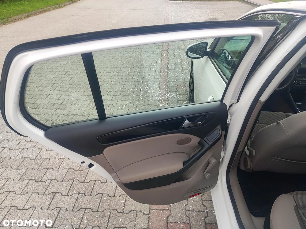 Volkswagen Golf 1.4 Style - 30