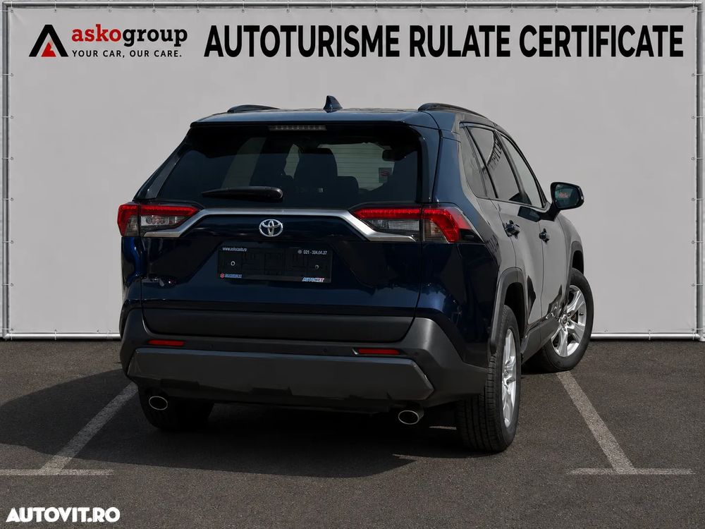 Toyota RAV4 - 7