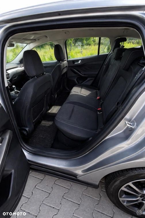 Ford Focus - 9
