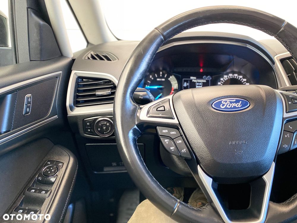 Ford S-Max 2.0 EcoBlue Titanium - 23