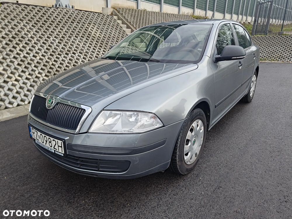 Skoda Octavia 1.6 Tour Classic - 8