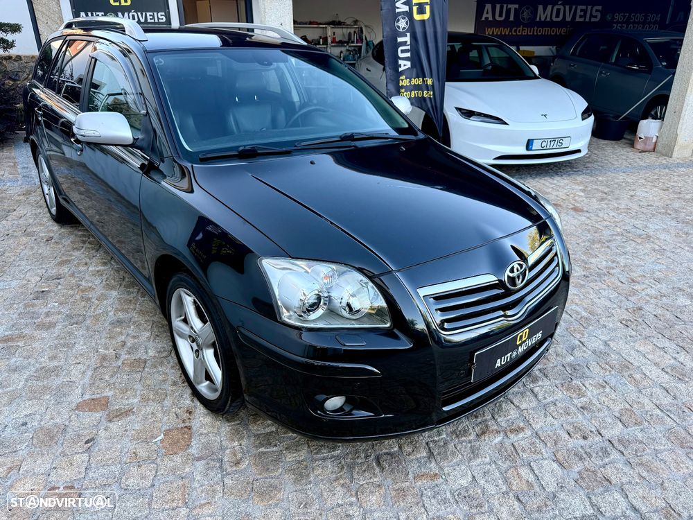 Toyota Avensis SW 2.2 D-4D Executive - 25