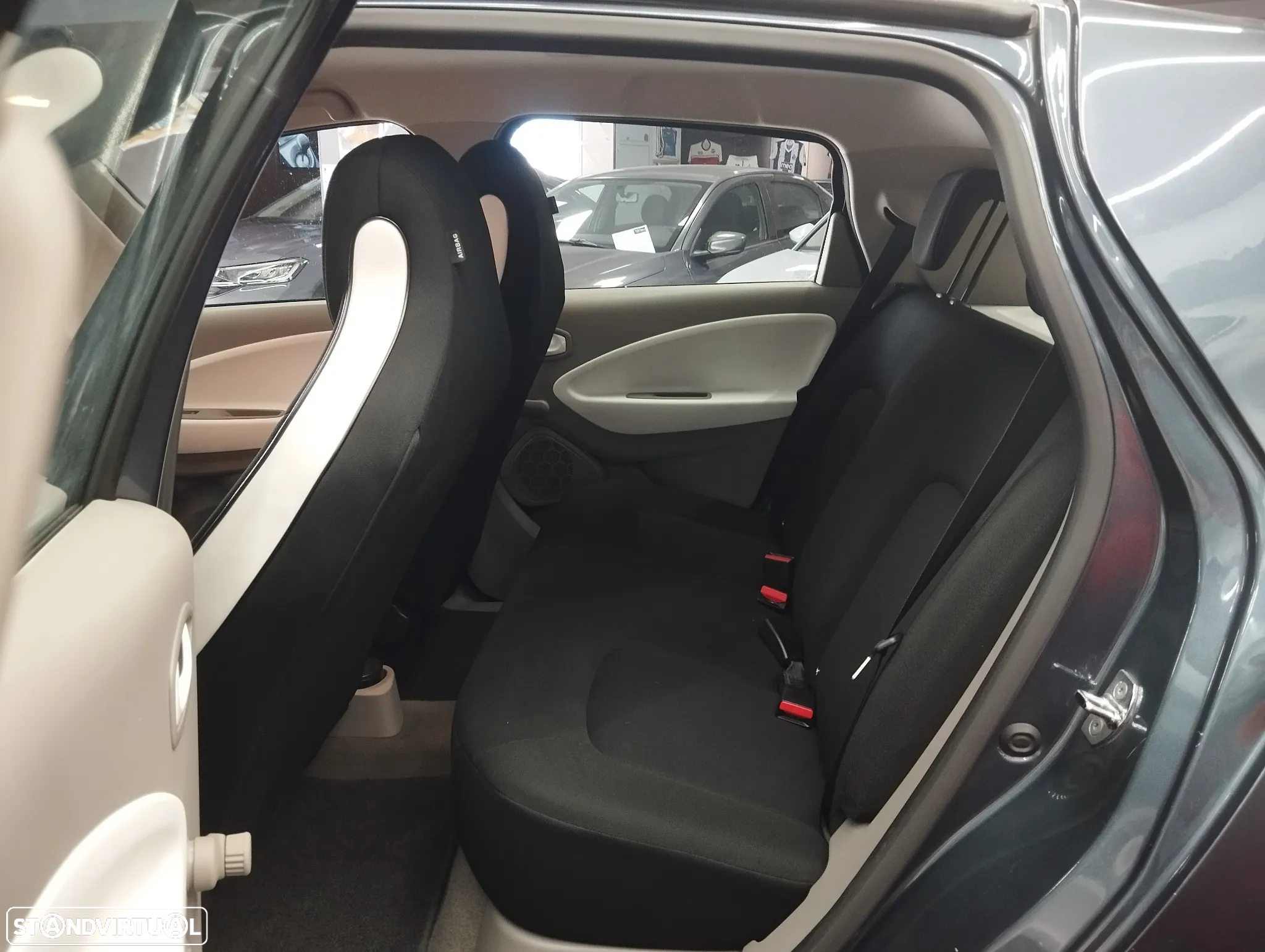 Renault Zoe (c/ Bateria) Life - 11