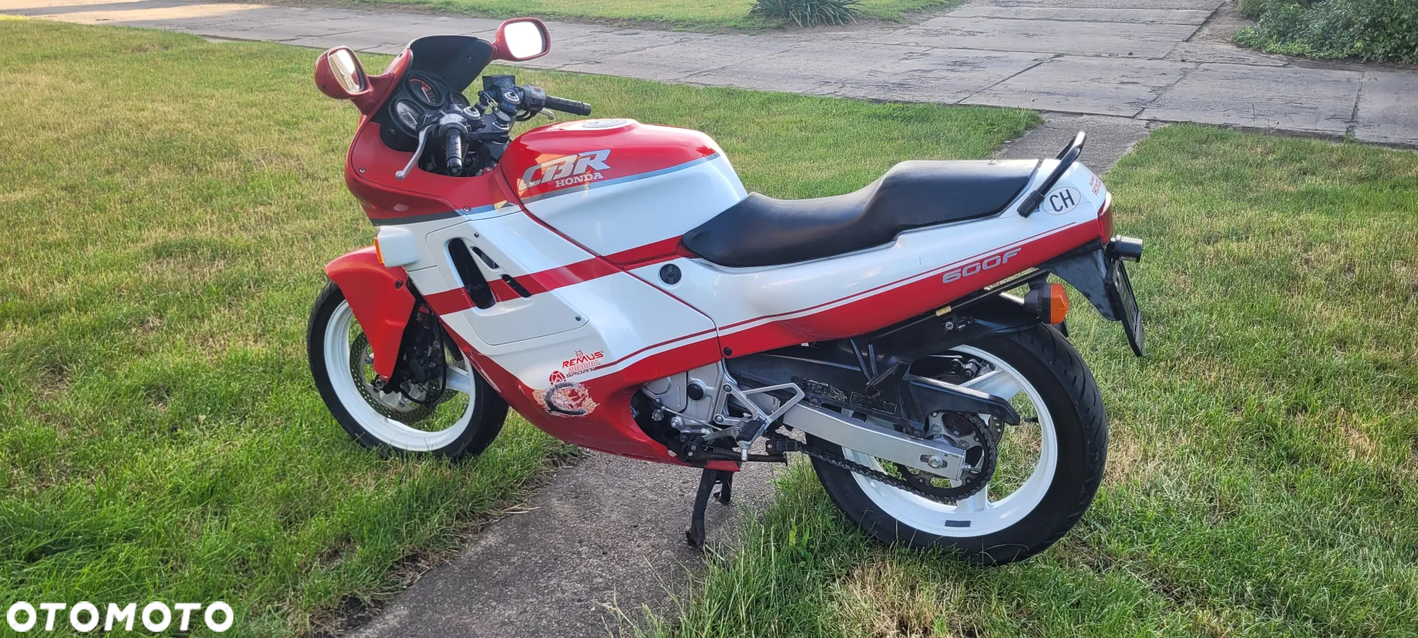 Honda CBR - 13