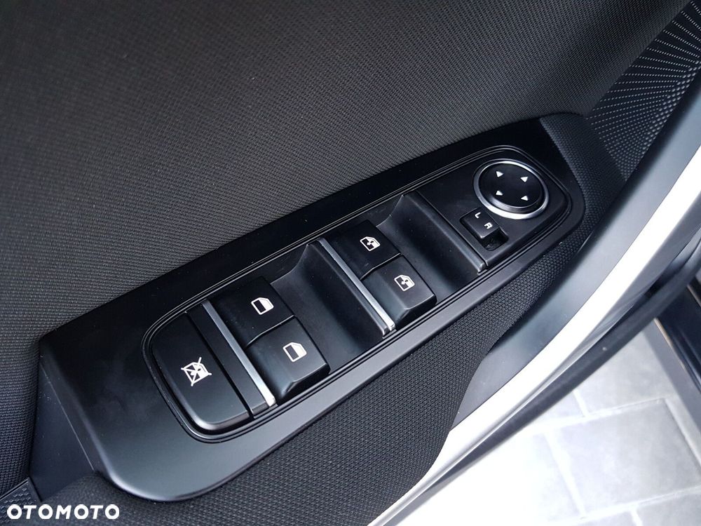 Kia Ceed 1.5 T-GDI M - 14