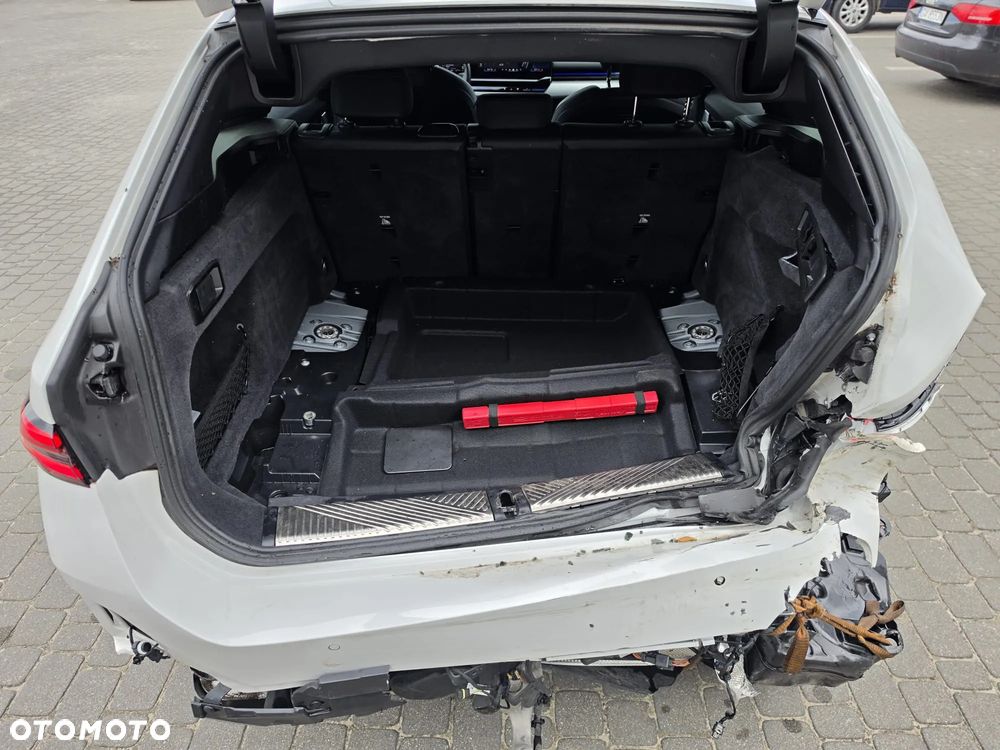 BMW Seria 5 520d xDrive - 5