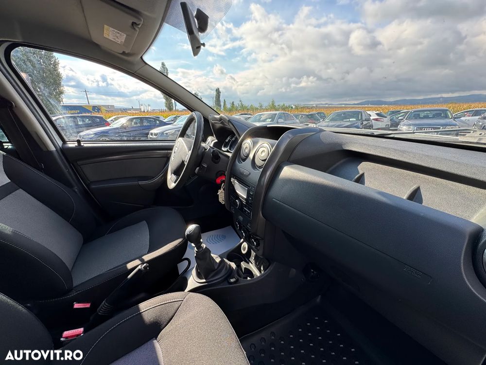 Dacia Duster 1.5 dCi 4WD Essential - 16
