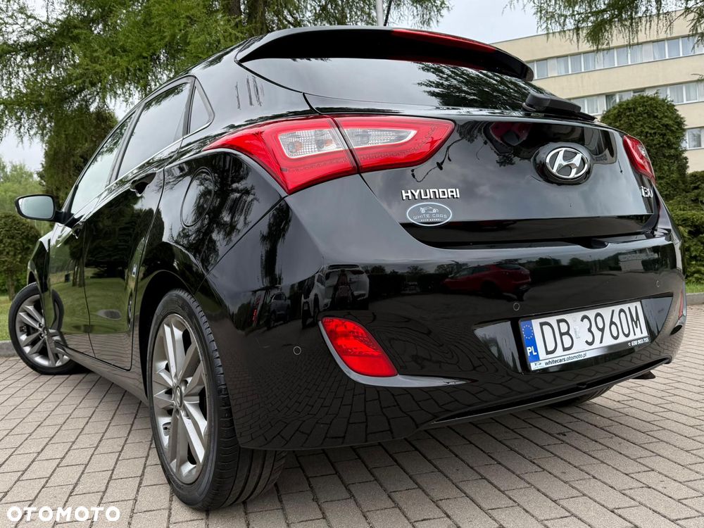 Hyundai i30 blue 1.6 GDI Passion - 17
