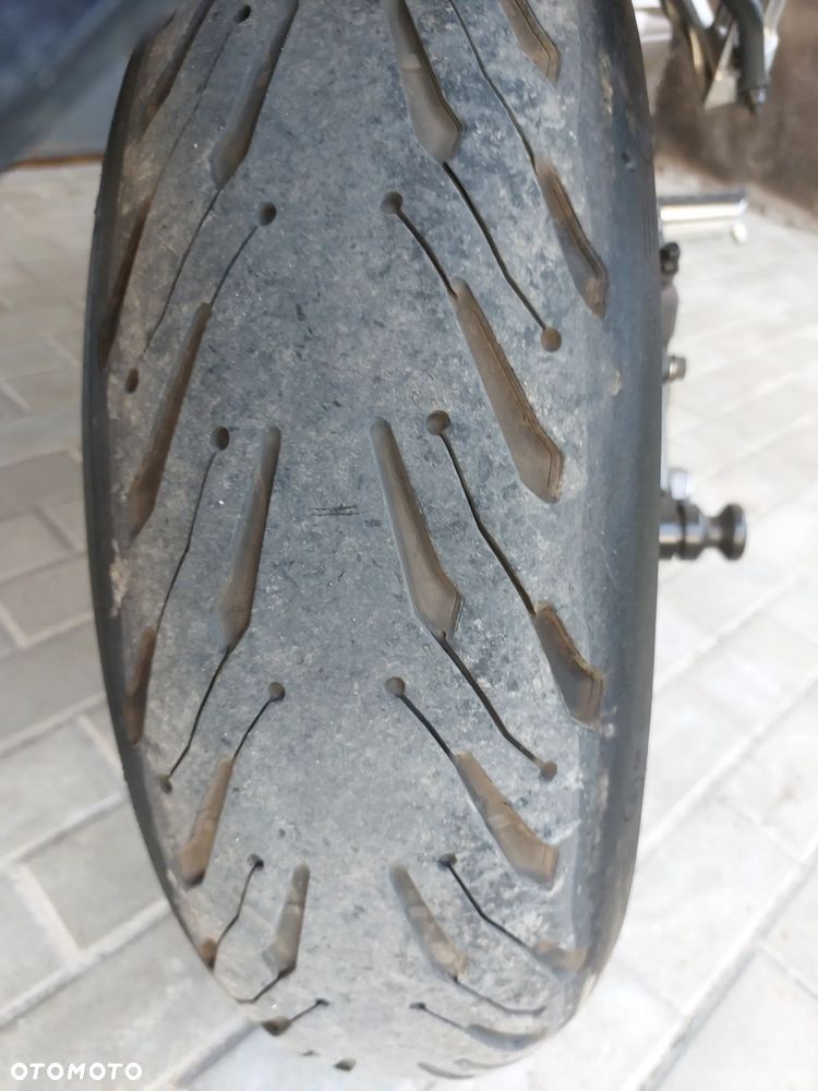 Honda CBF - 8