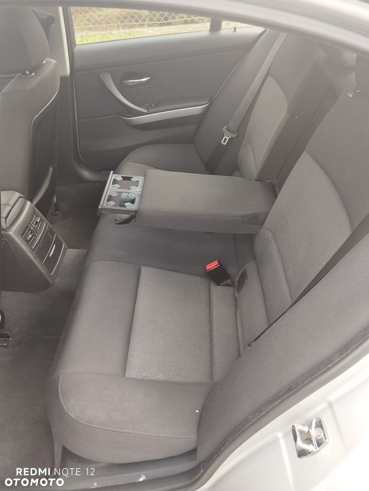 BMW Seria 3 ver-320i - 20