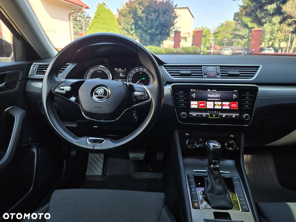 Skoda Superb 2.0 TDI SCR 4x4 Style DSG - 22