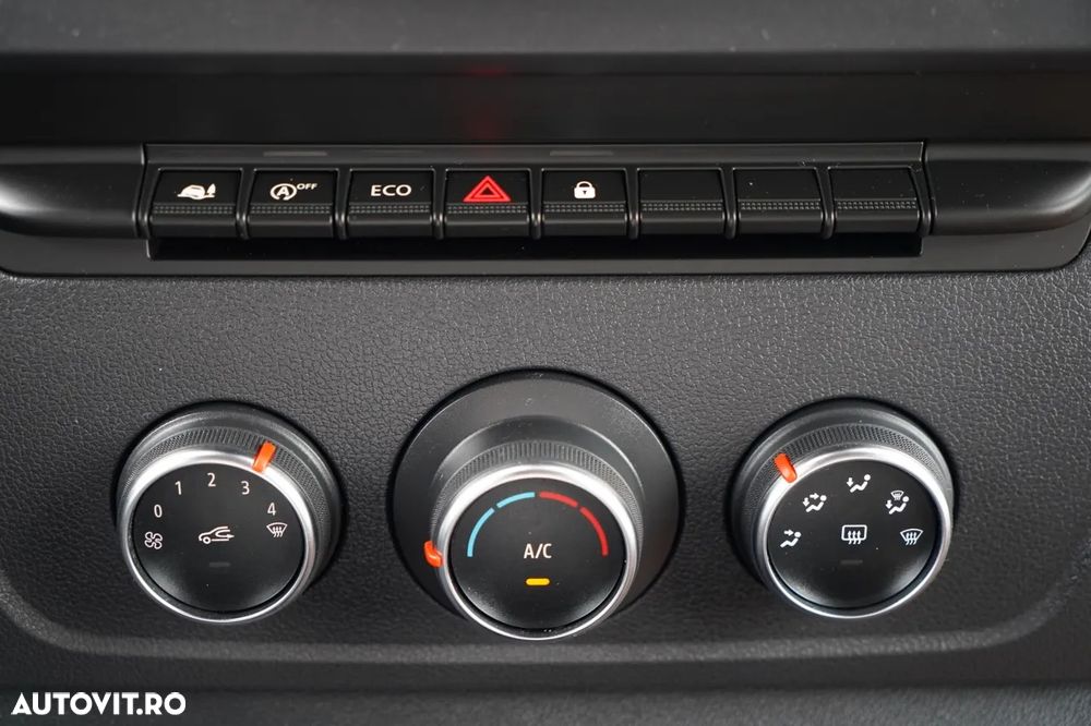 Renault MASTER / BLAZER / PANEL / 2023 - 33