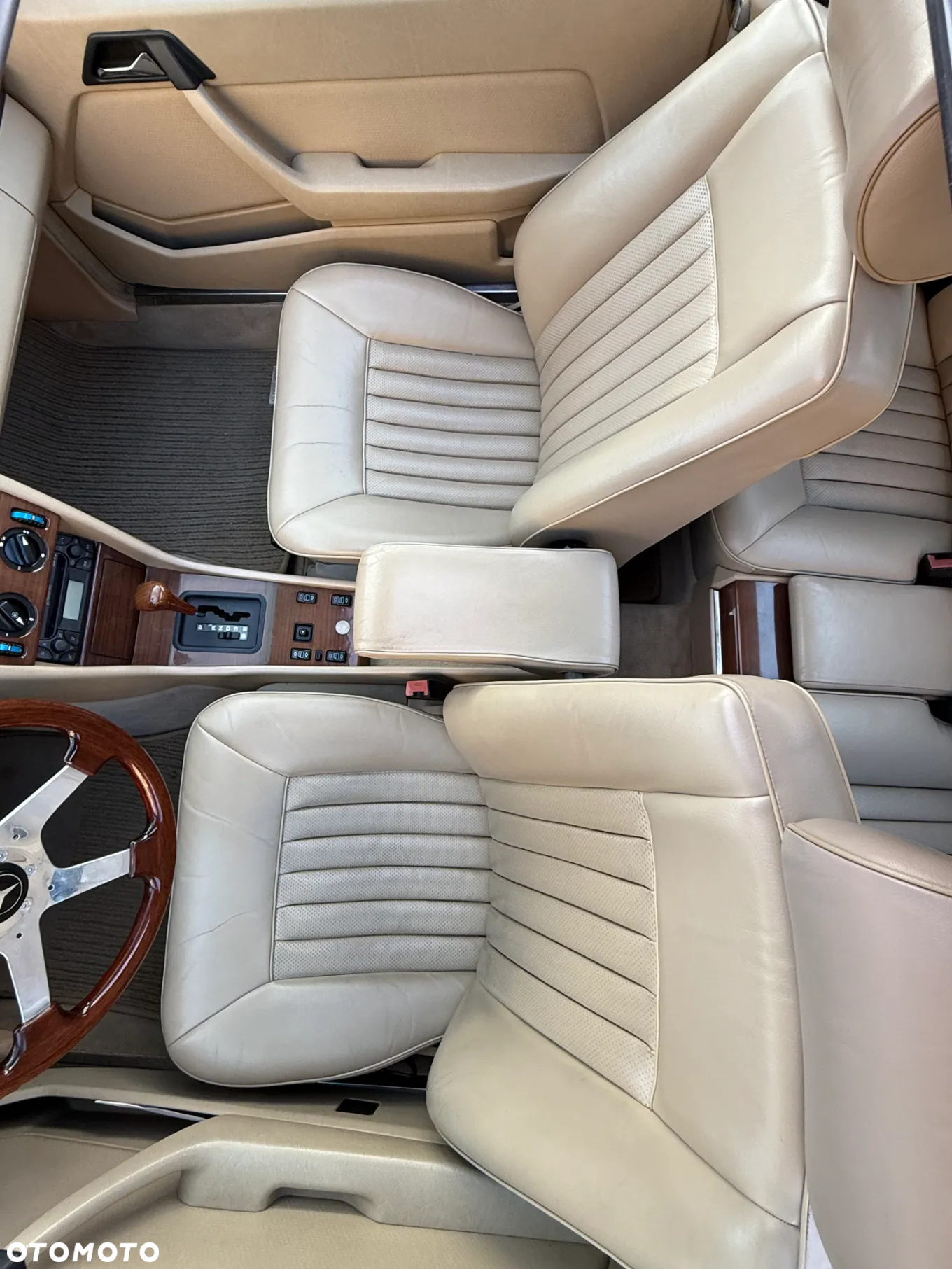 Mercedes-Benz W124 (1984-1993) - 14
