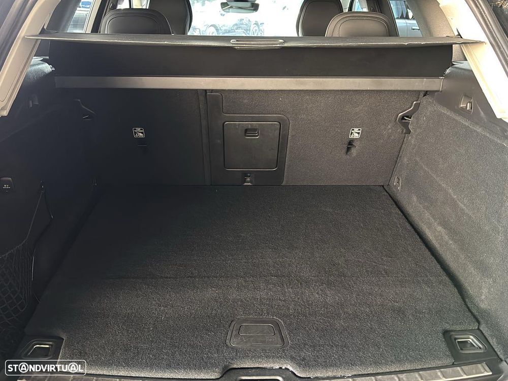 Volvo XC 60 2.0 T6 PHEV Plus Bright AWD - 15