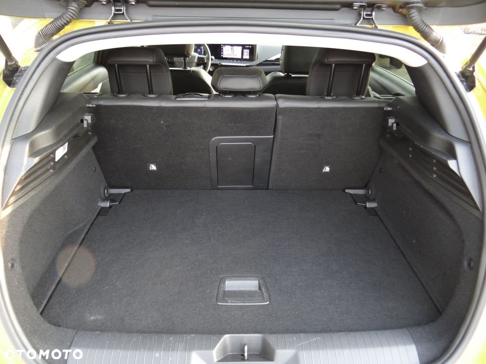 Opel Astra 1.2 T Elegance S&S - 19