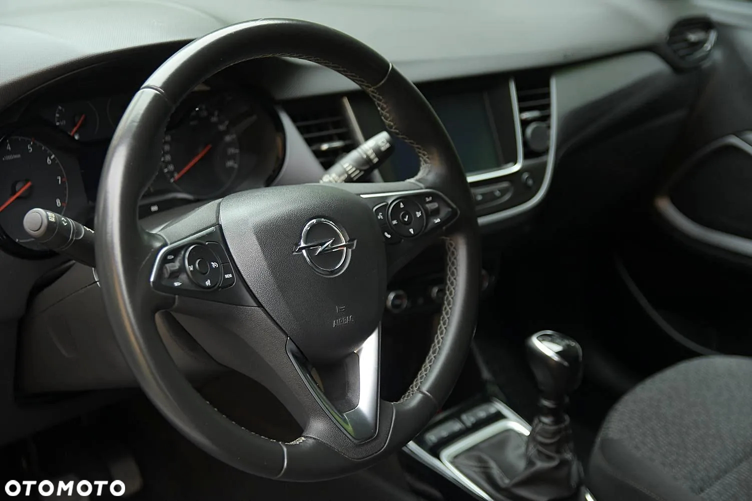 Opel Crossland X - 24