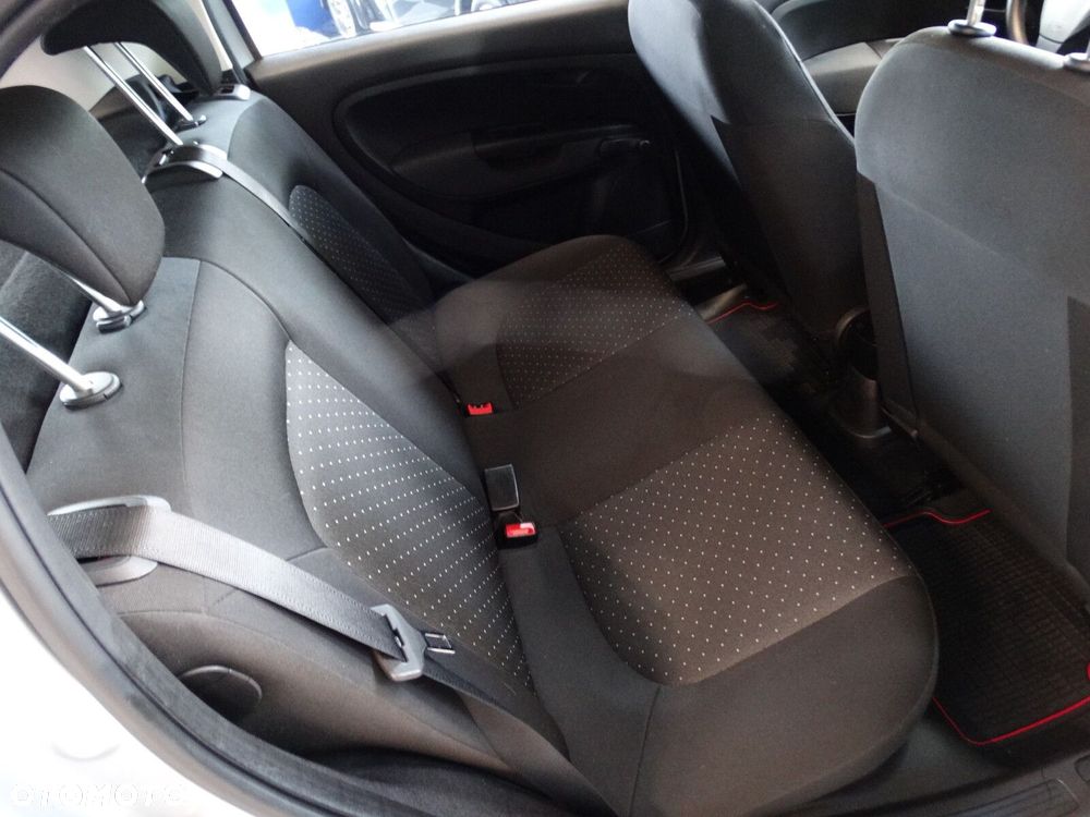 Fiat Grande Punto - 28