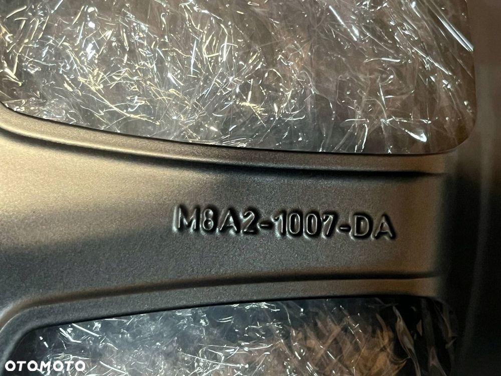 LAND ROVER RANGE ROVER VELAR L560 FELGA 8.5JX21 ET45 5X108 - 7