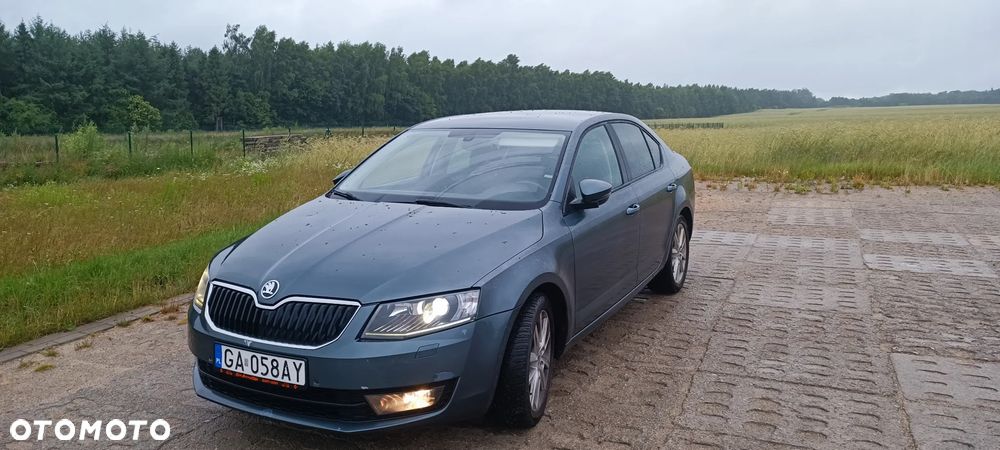 Skoda Octavia 1.8 TSI Ambition DSG - 4