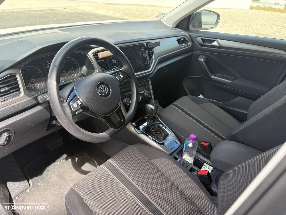 Volkswagen T-Roc 1.5 TSI Style DSG — fotografia 7