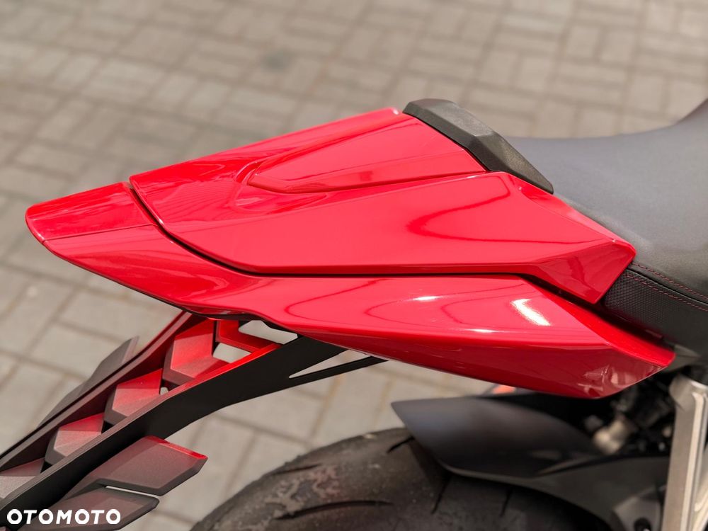 Honda CBR - 13