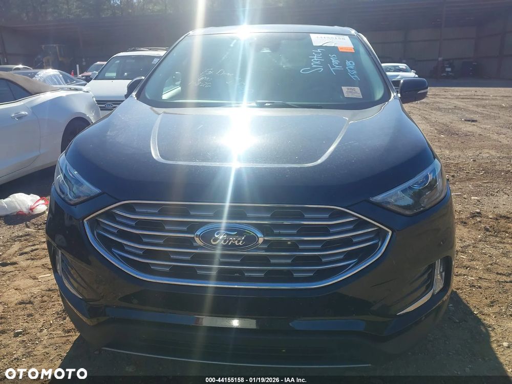 Ford Edge - 9