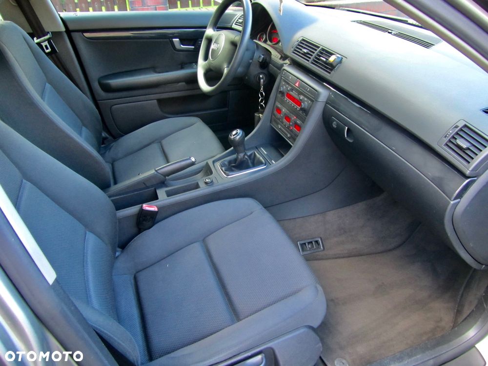 Audi A4 Avant 1.6 - 13