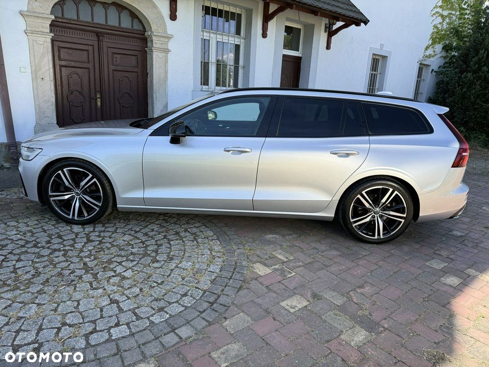 Volvo V60 T4 Geartronic R-Design - 11