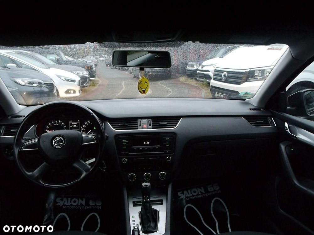 Skoda Octavia 1.6 TDI Family DSG - 21
