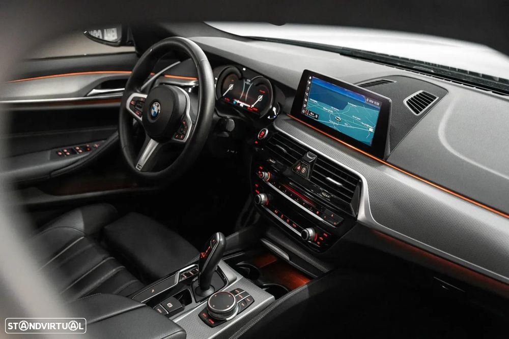 BMW 520 d Pack M Auto - 19