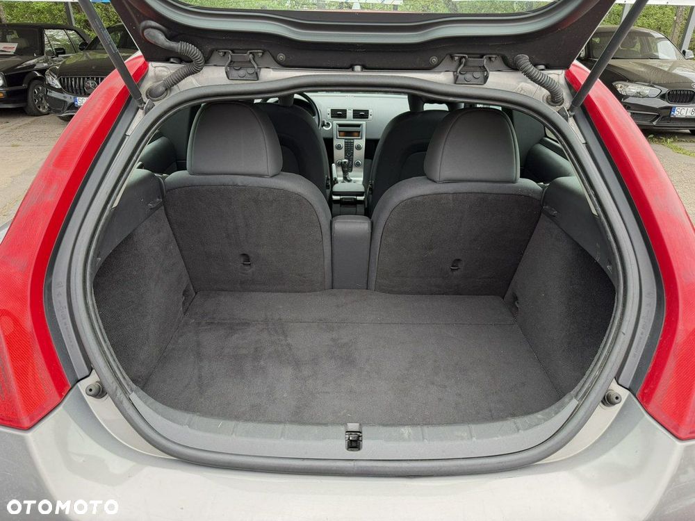 Volvo C30 1.8 - 24