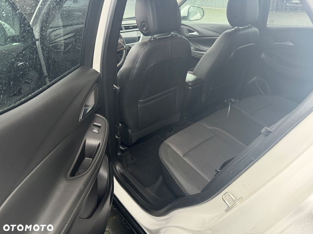 Buick Encore - 19
