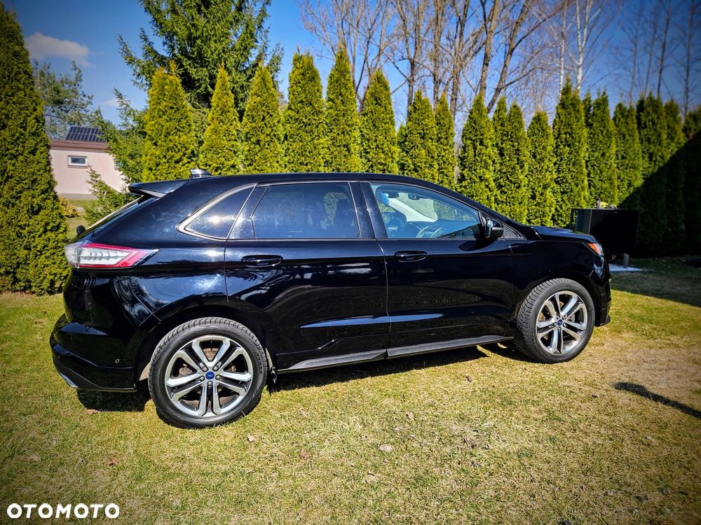 Ford Edge - 4