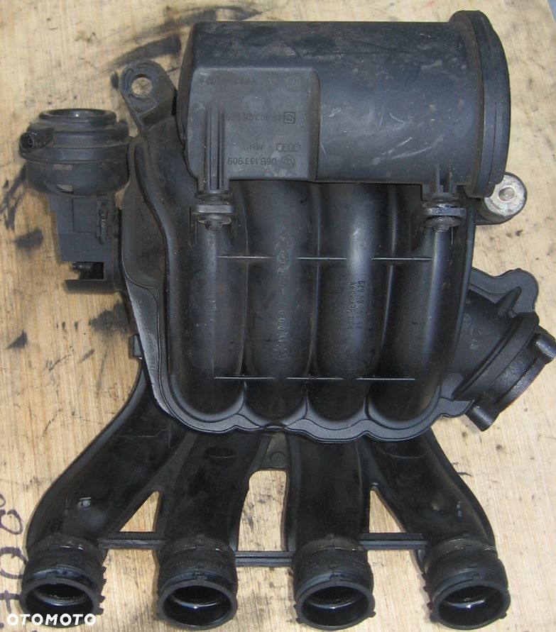 kolektor ssący AUDI A4 B6 B7 2.0 ALT 06B133210AT - 1