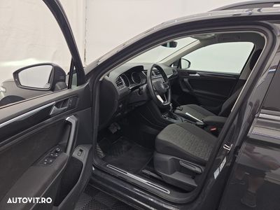 Volkswagen Tiguan - 6